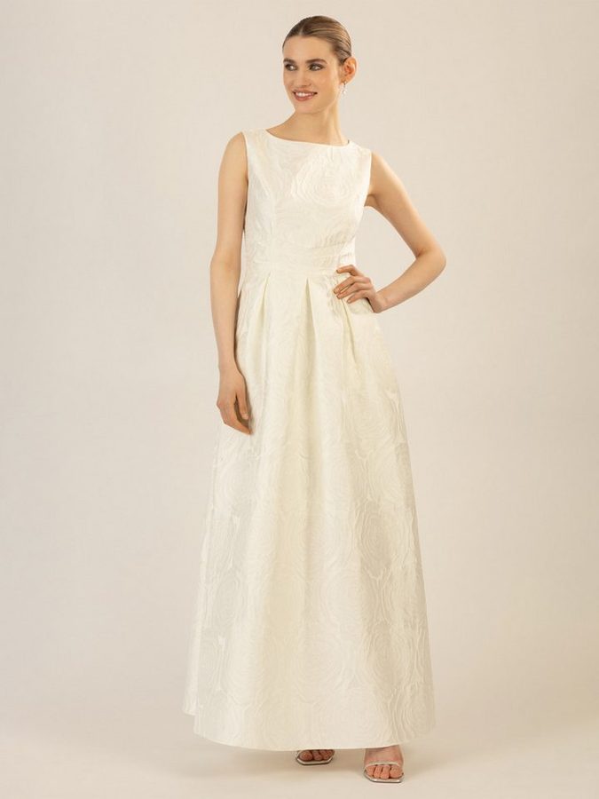 Apart Abendkleid mit angedeuteten Rosenblüten