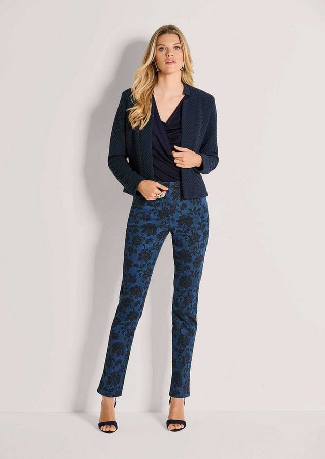 MADELEINE Kurzblazer Moderner Jerseyblazer in Melange-Optik Taillierter Blazer ohne Verschluss mit Stehkragen und Langarm