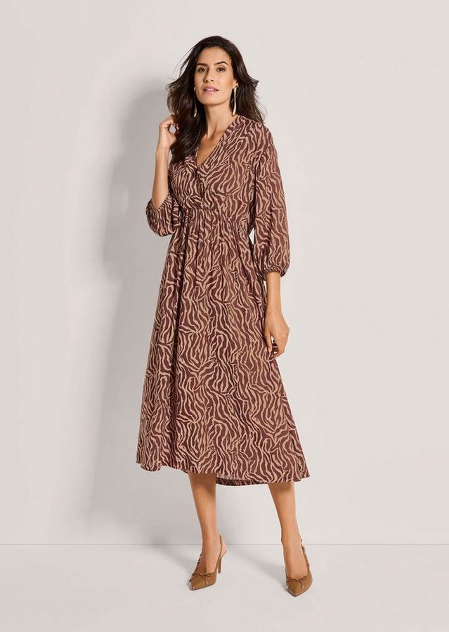 MADELEINE Midikleid Wickelkleid mit Allover-Print Freizeitkleid mit V-Ausschnitt, 3/4-Arm und Wadenlänge
