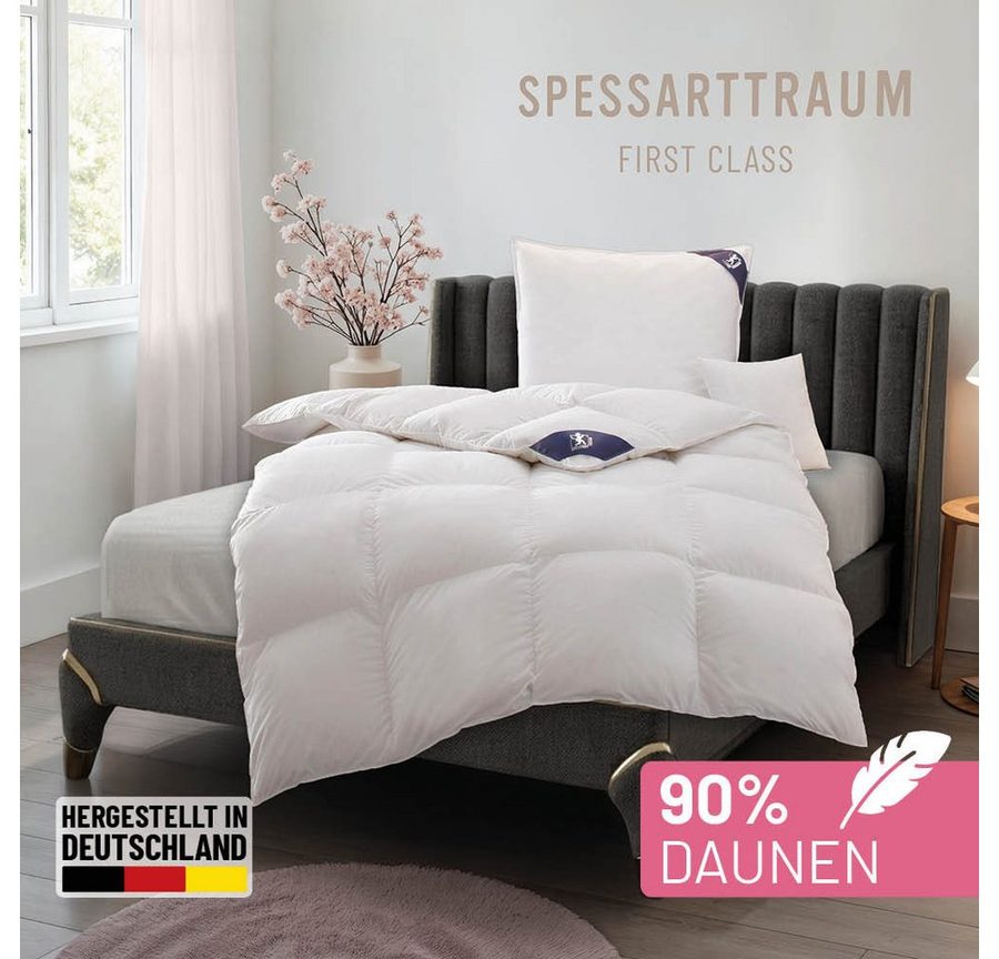 SPESSARTTRAUM Daunenbettdecke First Class 90% Daunen, Bettdecke 135x200 cm & weitere Größen, Füllung: 90% Daunen / 10% Federn, Klasse 1, Downpass zertifiziert, Bezug: 100% Baumwolle, Made in Green, Hausstauballergiker geeignet, 5 Wärmeklassen & 6 Größen, Bestseller, Made in Green von SPESSARTTRAUM