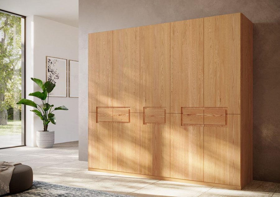 Home affaire Kleiderschrank Léopoldine aus Kernbuche, erhältlich in verschiedenen Breiten Massivholz-Kleiderschrank, im 50 cm Raster planbar