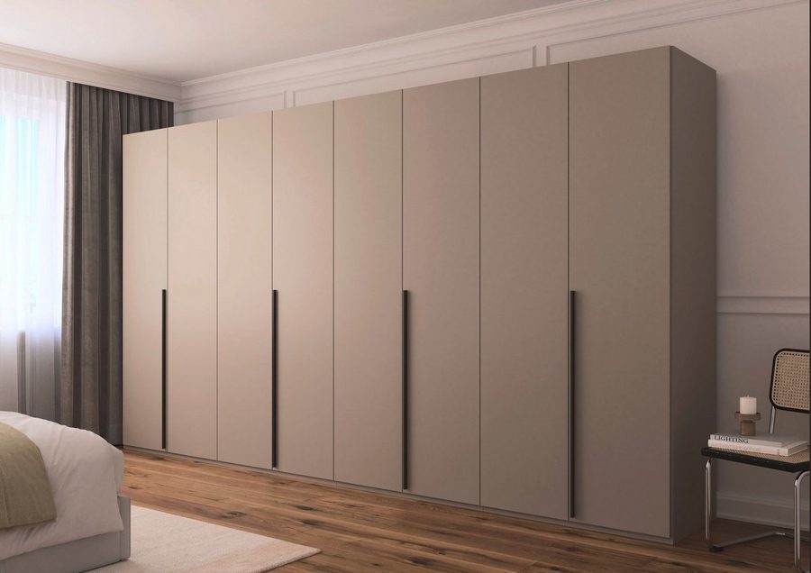 rauch Drehtürenschrank Kleiderschrank Schrank Garderobe Wäscheschrank BESTSELLER MONTCLAR (3 Ausstattungen BASIC/CLASSIC/PREMIUM (SOFT-CLOSE), Breiten 201-400 cm) Front in Glas/Hochglanz/Dekor/Grauspiegel in 5 Breiten MADE IN GERMANY