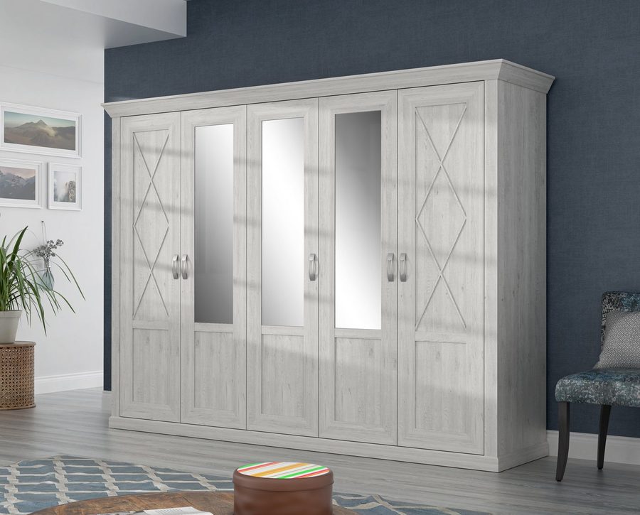 FORTE Kleiderschrank Kashmir, Landhausstil, inklusive edlem Passepartout-Rahmen (Maße (B/T/H): 268,5/63/206cm) mit Spiegel und dekorative Fräsungen und Elementen, Made in Europe