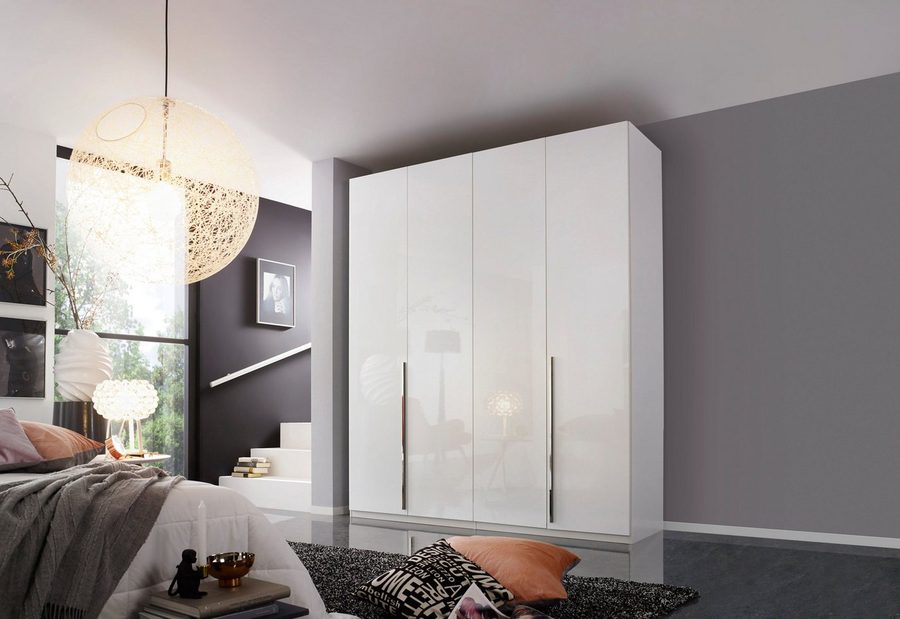 rauch Drehtürenschrank Kleiderschrank Schrank Garderobe Wäscheschrank BESTSELLER MONTCLAR (3 Ausstattungen BASIC/CLASSIC/PREMIUM (SOFT-CLOSE), Breiten 201-400 cm) Front in Glas/Hochglanz/Dekor/Grauspiegel in 5 Breiten MADE IN GERMANY