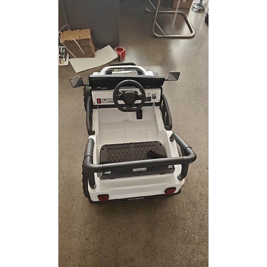 AIYAPLAY Elektrisches Kinderauto 12V, Kinder-Buggy, 2 Motoren, 2,4G-Fernbedienung, Lithium-Batterie, Hinterradfederung, Sanfter Anlauf, Musik, Hupe, Scheinwerfer, 3-5 km/h, ab 3 Jahren, Weiß   Aosom von AIYAPLAY